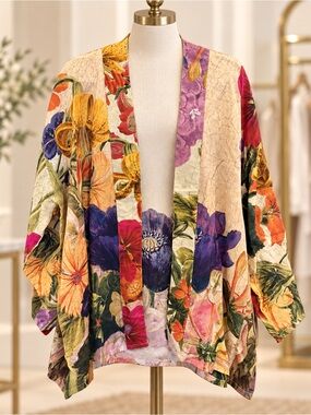 Powder Designs Women's Cape in ivory and Pink floral Kimono Caftan NWT